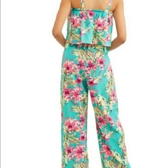 Super cute Floral Print Jumpsuit, Spring, Lightweight, Elastic Wais - Picture 4 of 9
